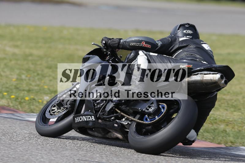 Archiv-2025/07 19.04.2025 Speer Racing ADR/Gruppe gelb/75